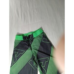 Under Armour Mens Board Shorts Size 27 Green Black Swim Trunks Drawstring